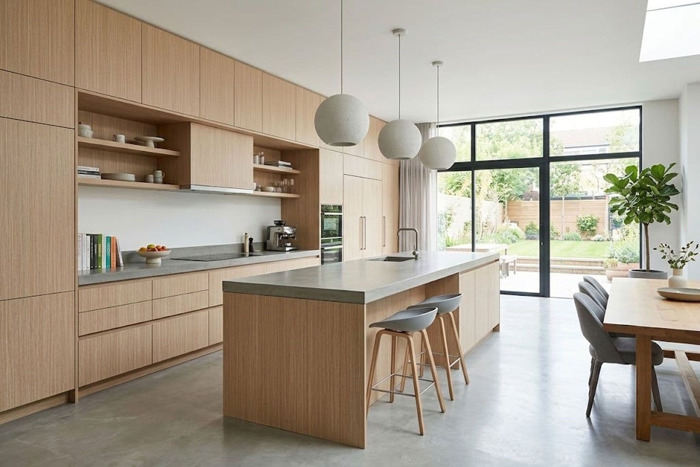 Starwood SW185 — view