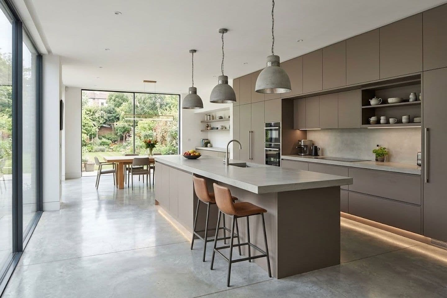 Starwood SW110 — view